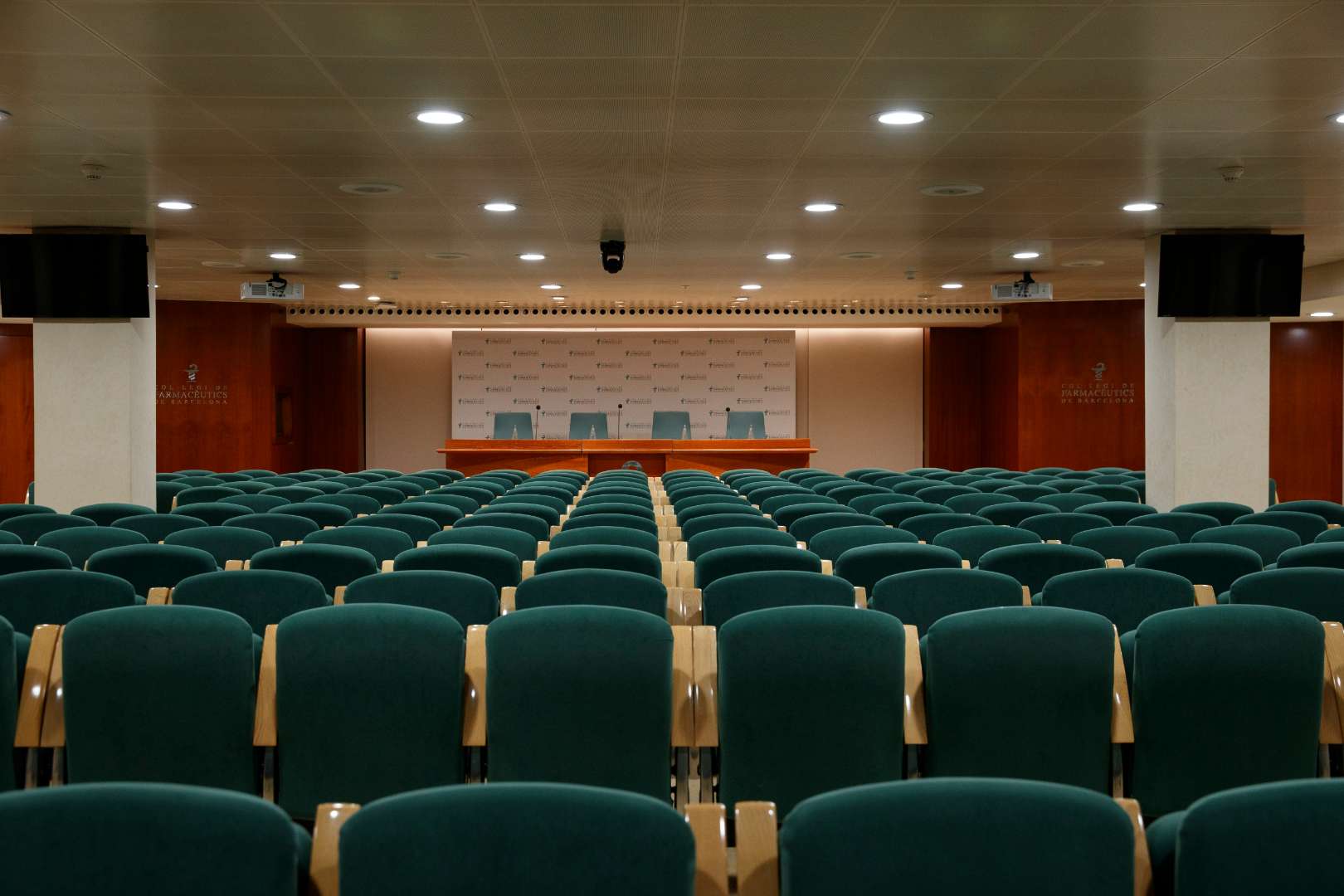 Corporate meetings and events in Africa